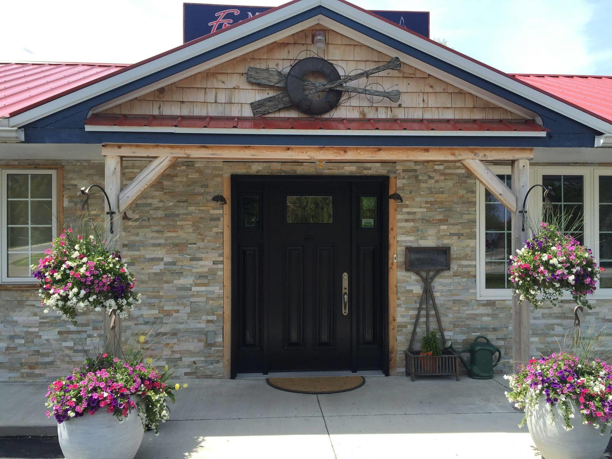 My Friends Inn Manitoulin Manitowaning Zewnętrze zdjęcie